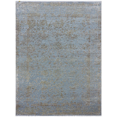Hand Woven Wool Floral Area Rug