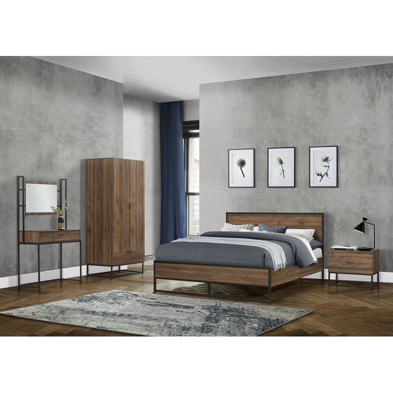 Chapelcrest Piece Bedroom Set
