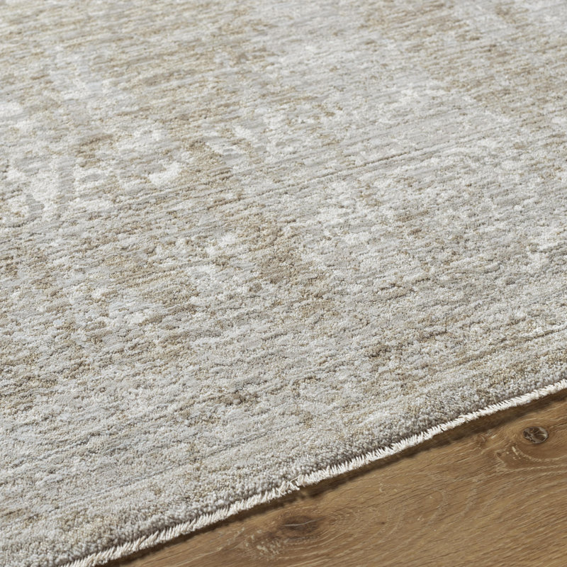 Amberia Oriental Indoor Rug, Runner 2'8" x 7'3"