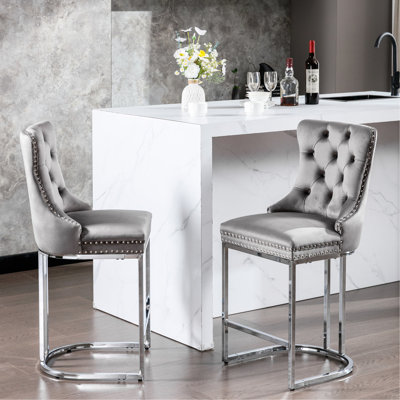 2 tabourets de bar de 25 po de hauteur comptoir, 2, velours avec dossier à boutons et garniture de rivets, base en métal pour tabourets (de 2), base chromée moderne, cuisine