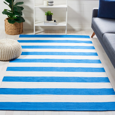 Tapis rayé bleu / ivoire en coton tissé à plat à la main Brookvale