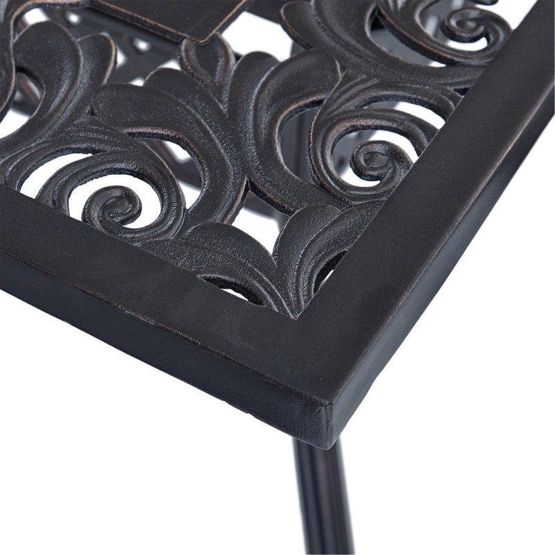 EXPANDABLE DINING TABLE