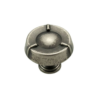 Fullerton Knob
