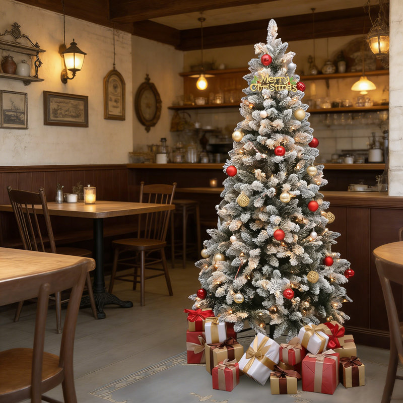 Arbre de Noël avec lumières épinette réaliste Lelaina, H 7 pi