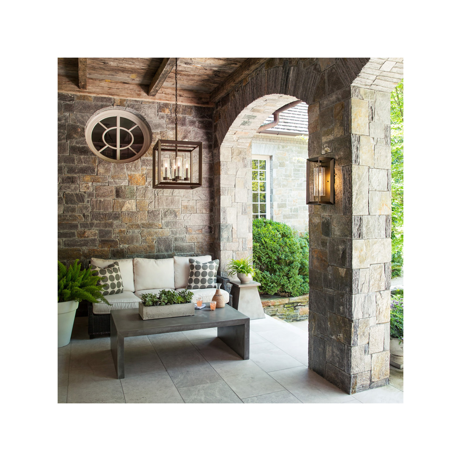 Vanderhoff Outdoor Light, 16.25" H x 6.75" W x 7" D