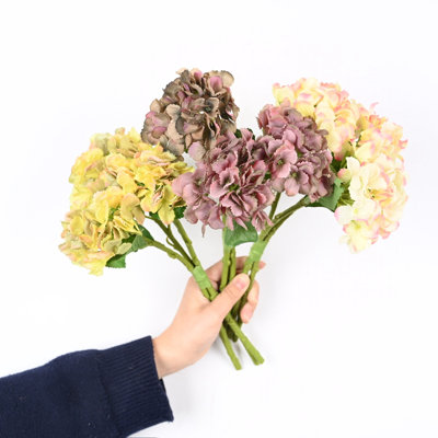 Arrangement d'hortensias en soie