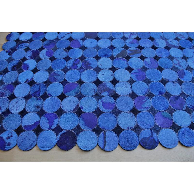 Tapis bleu vache géométrique fait main Ademola, Rectangle 4 pi x 6 pi