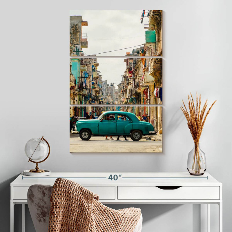 Lilie Turquoise Havana Car, H 32 po x l 20 po