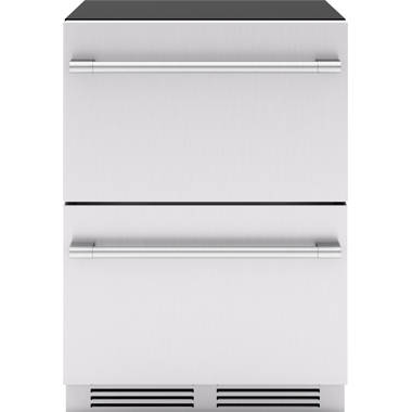 24 Refrigerator with Drawers