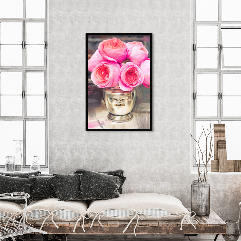 «Pink Peony Bouquet Fashion» - Cadre flottant, impression sur papier, H 47 po x l 32 po, Cadre noir