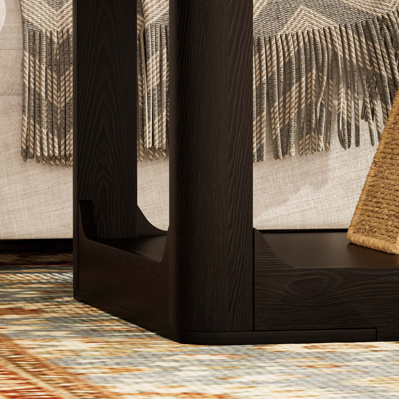 Ensemble de tables basses 3 pièces avec beaucoup de rangement à double couche, des bords arrondis lisses et une disposition polyvalente polyvalente pour les salons, les chambres et les bureaux.