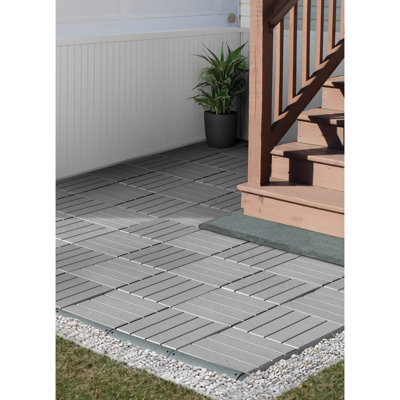 Carreau de terrasse à emboîtement en plastique L 36,75 po x l 36,75 po