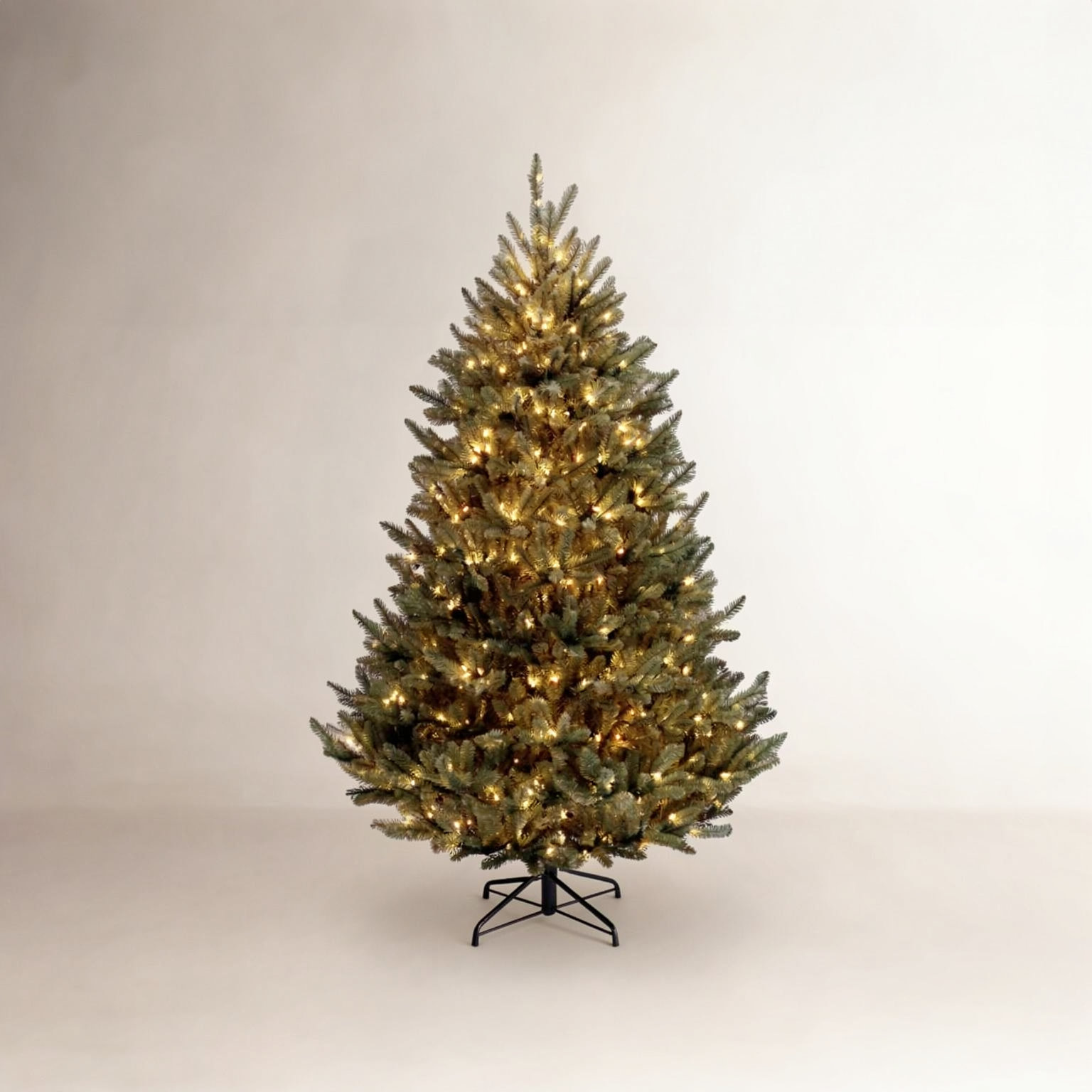 Fraser 7.5' Pre-Lit Fir Tree, Clear Lights