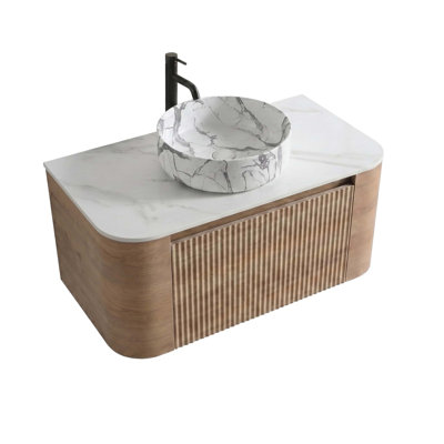 Meuble-lavabo de 36 po avec lavabo, armoire murale en chêne miel avec porte-serviettes gratuit, conception de lavabo simple en céramique de Carrare blanc, sans drain et robinet, pré-assemblé