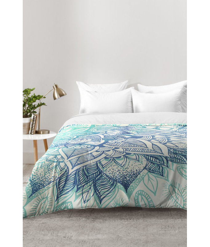 Rosebudstudio Modern & Contemporary Polyester Floral Comforter, King Comforter + 2 King Shams