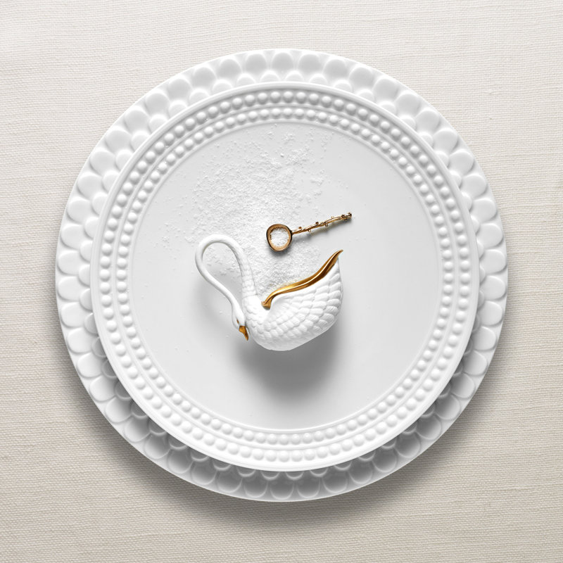 Aegean White Sculpted Dinner Plate