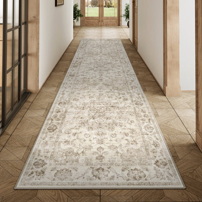 Tapis oriental beige Girven