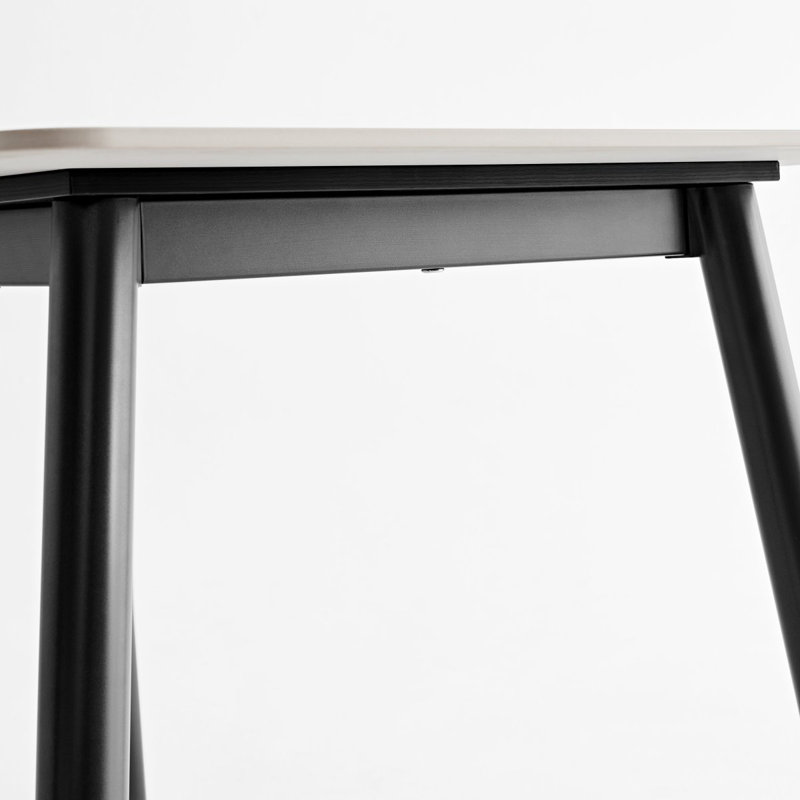 Grande table rectangulaire avec base en métal solide, H 29,4 po x L 55,25 po x l 31,56 po
