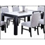 Table de salle à manger de style moderne et 6 chaises d'appoint avec plateau en faux marbre blanc et structure en bois, idéales pour une salle à manger élégante et fonctionnelle