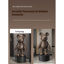Figurine élégante en résine peinte à la main