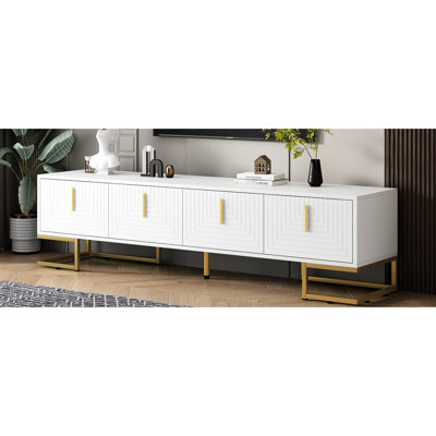 Console de télévision avec armoires et motifs géométriques, tablettes réglables, pieds blancs en métal, poignées dorées, lignes, tablettes, luxe moderne, armoire