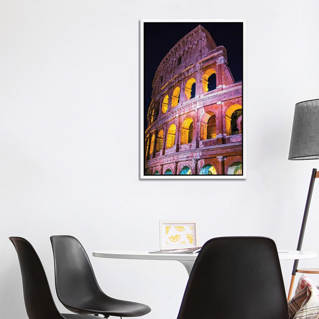 Colosseum Wall von Susanne Kremer - Galerie-umwickelte Leinwand Giclée