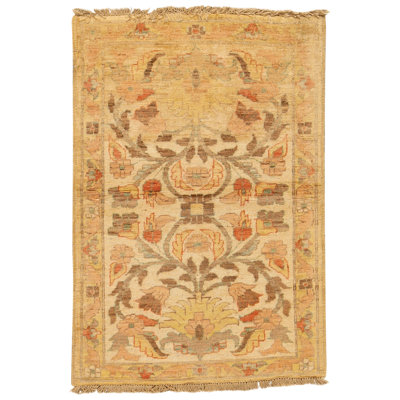Hand Knotted Wool Area Rug in Ivory And Peach