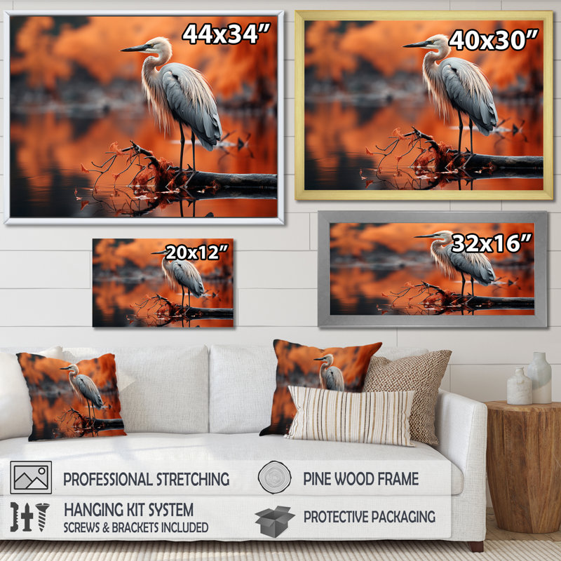 Grey Red Heron Solitude - Animals Canvas Art Print, Encadrement doré, H 34 po x l 44 po x P 1,5 po