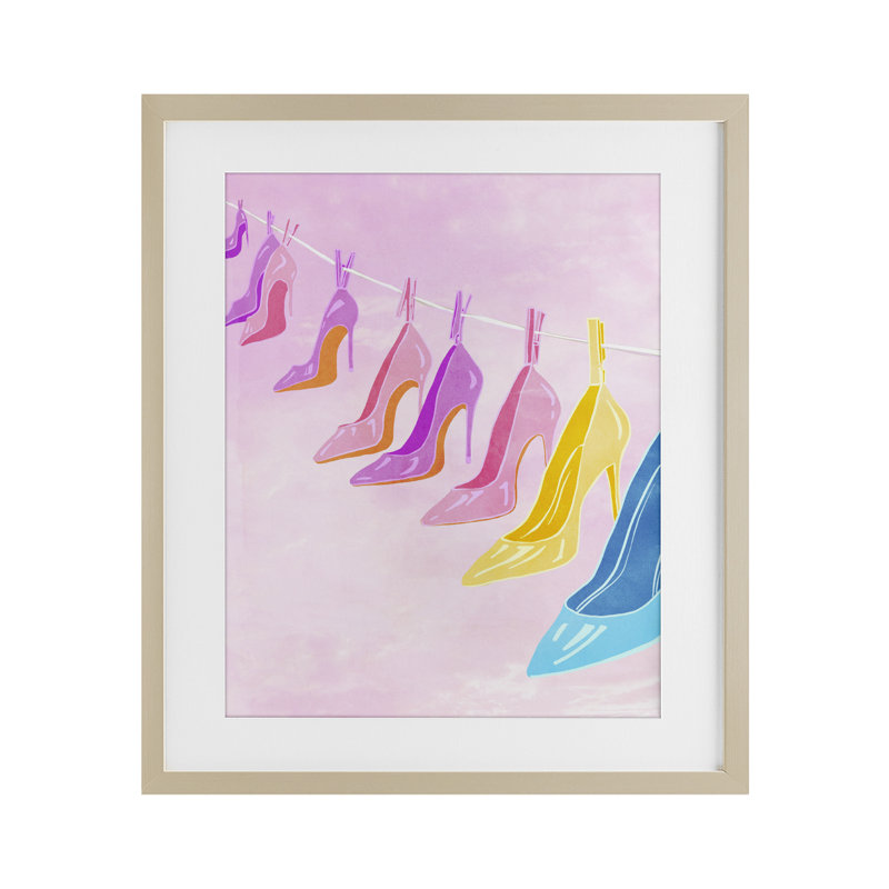 «High Heels On corde à linge», reproduction imprimée sous verre, conception de Ziwei Li, H 21 po x l 17 po