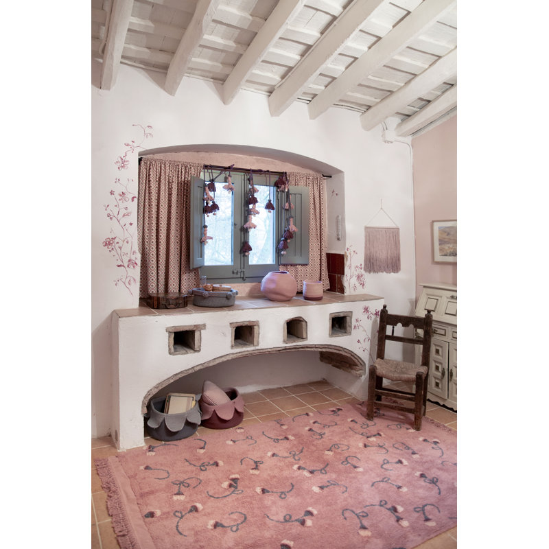Tapis rose floral en coton touffeté à la main 4 pi 7 po x 7 pi 1 po Floral