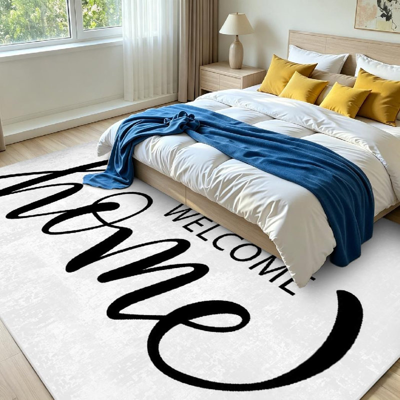 Tapis d'intérieur noir à motif de pinceau dessiné et brossé Welcome Home, Rectangle 79" x 118"