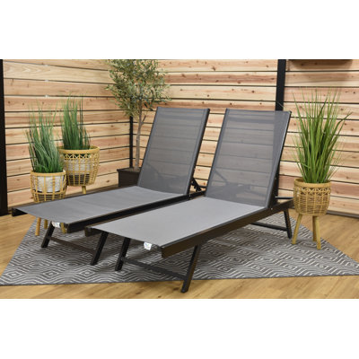 Keilia Aluminum Lounge Chair Made of Premium Phifertex Outdoor Fabric