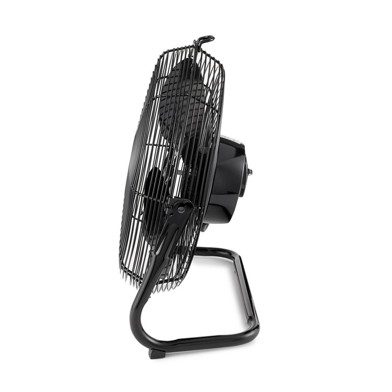 Air King Pedestal / Standing Fan Fan, 22" H x 75" W x 22" D