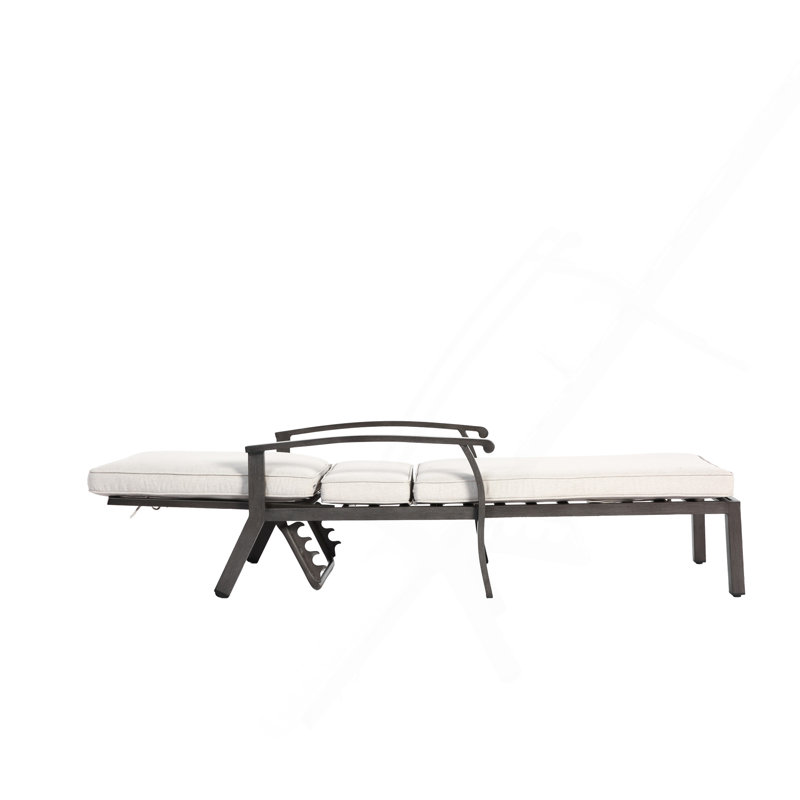 Méridienne en aluminium coulé, Beige