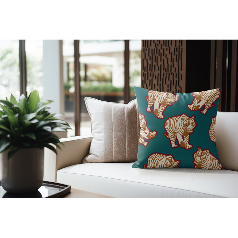 Coussin d'intérieur carré en faux suède Dama Tiger, 18 x 18, Flamme ambrée