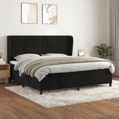 Lovia Bed