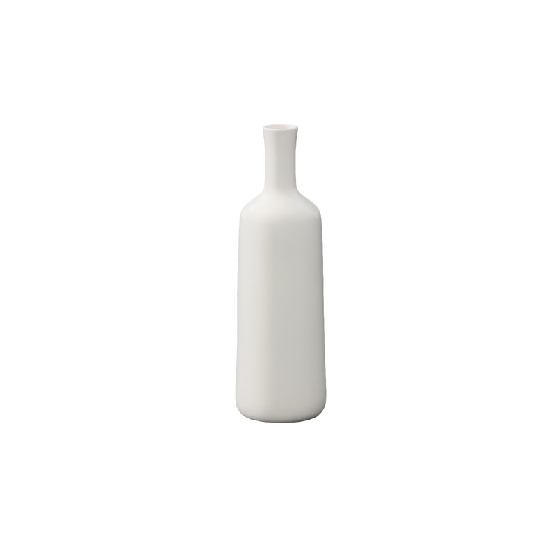 Vase en céramique au fini mat blanc: 5,25 po x 5,25 po x H 15,75 po