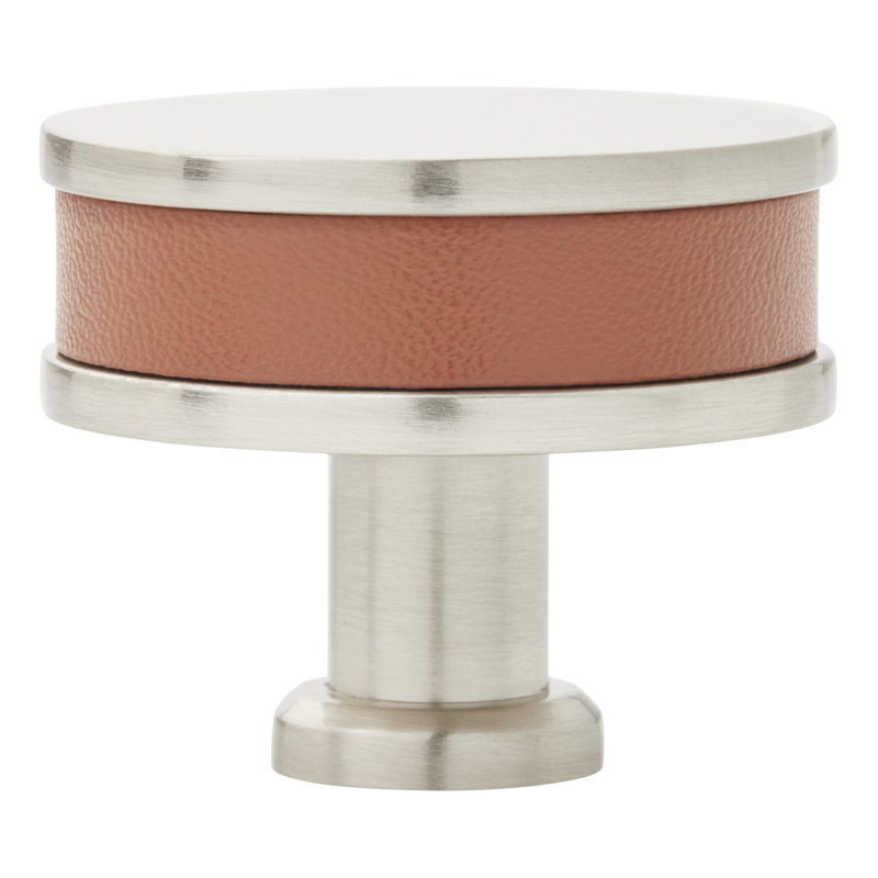 Cuir cognac à poignée ronde 1-1 / 2 "Lazzara, Satin Nickel