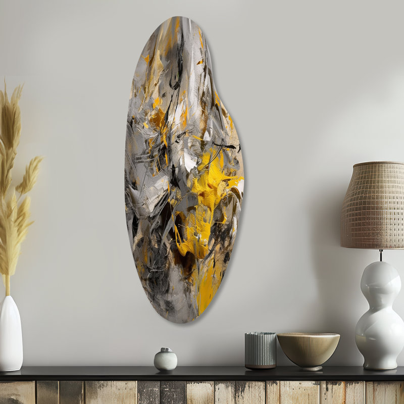 Moutarde jaune et gris vif III - art abstrait asymétrique en métal incurvé, H 38 po x l 15 po
