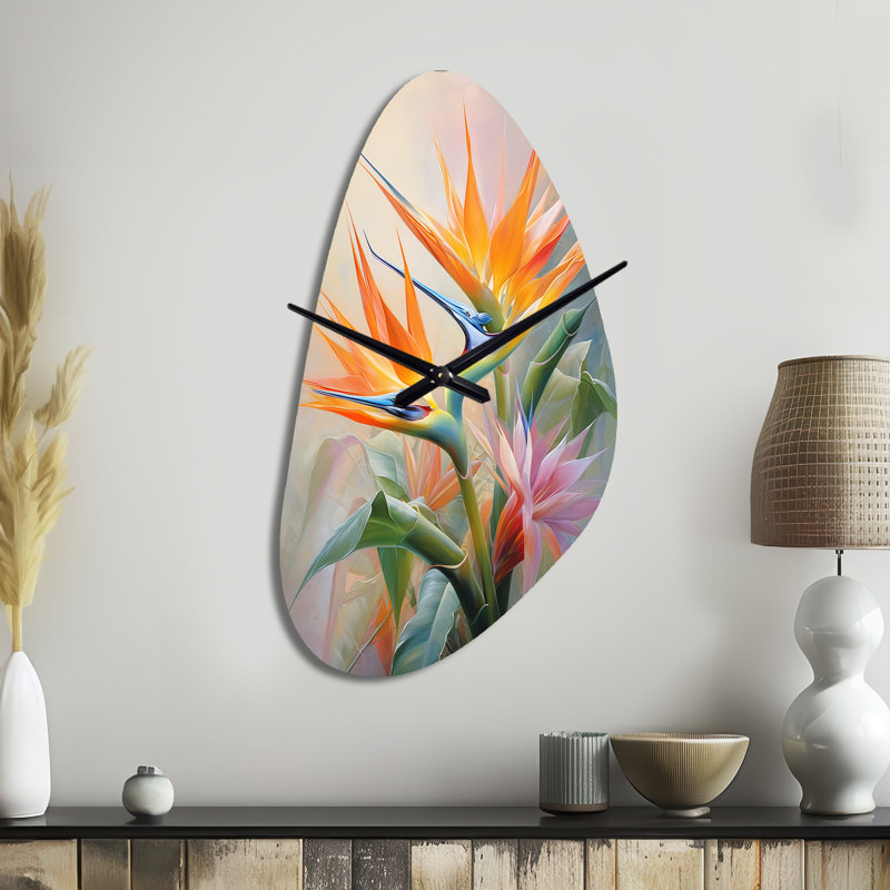 Birds Of Paradise Romantic IV - Birds Of Paradise, forme irrégulière, horloge murale, Moyenne