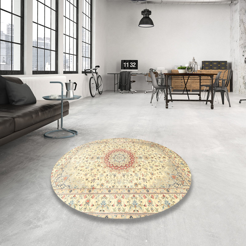 Oriental Indoor Rug, Round 7'