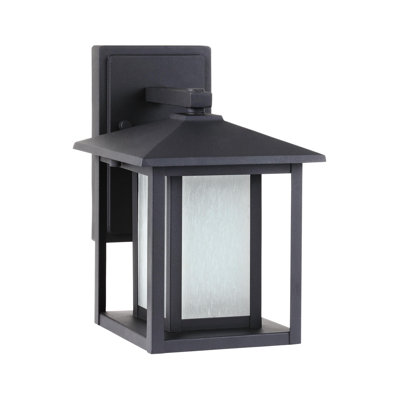 Hunnington One Light Outdoor Wall Lantern from Generation Lighting 