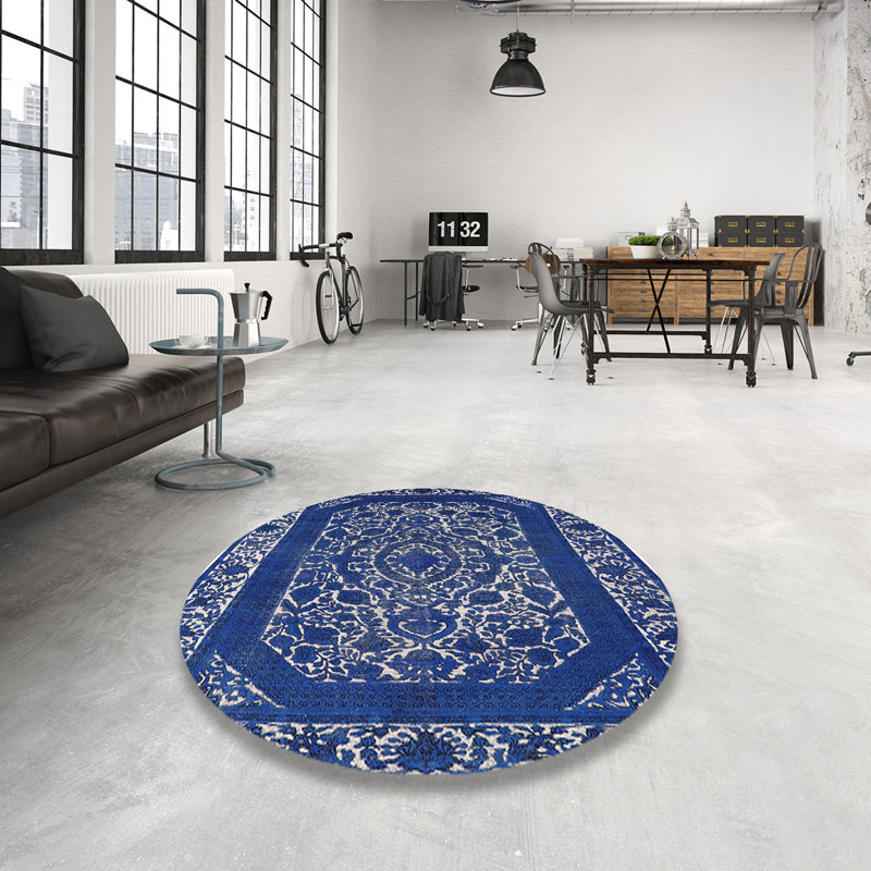 Oriental Indoor Rug, Round 8'