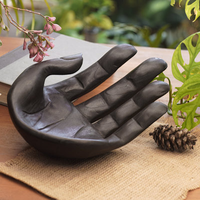 Sculpture «Thankfulness»