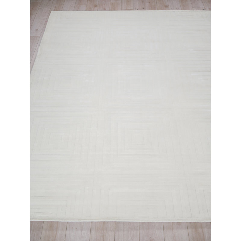 Tovello Modern Handmade Silky Nylon White Area Rug, Rectangle 6' x 9'