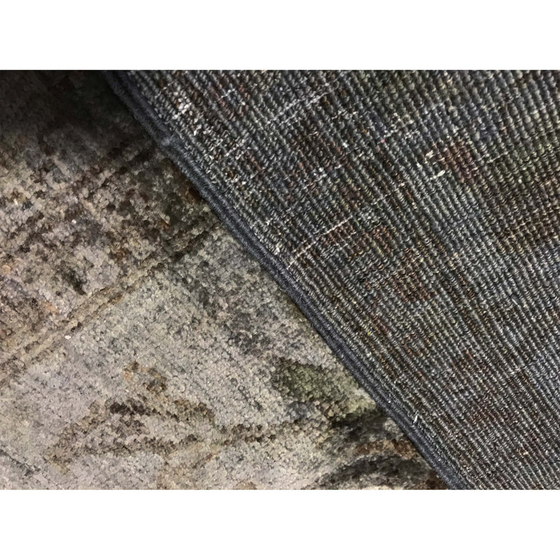 Hand Woven Wool Oriental Area Rug
