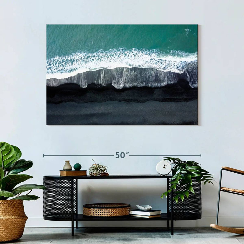 Gillard Reynisfjara Black Beach