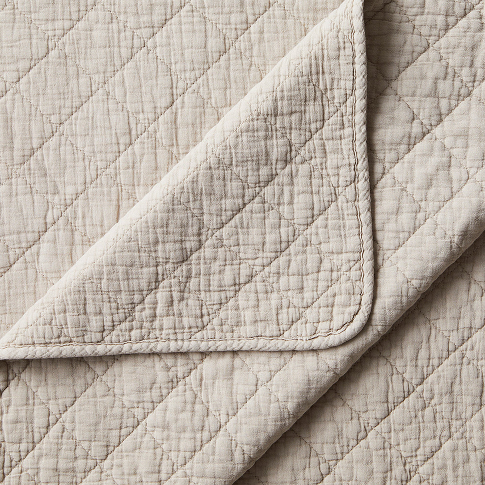 Bostwick Stonewashed Cotton Gauze Solid Color Classic Casual Modern Rustic Quilt, Sable, Twin Quilt