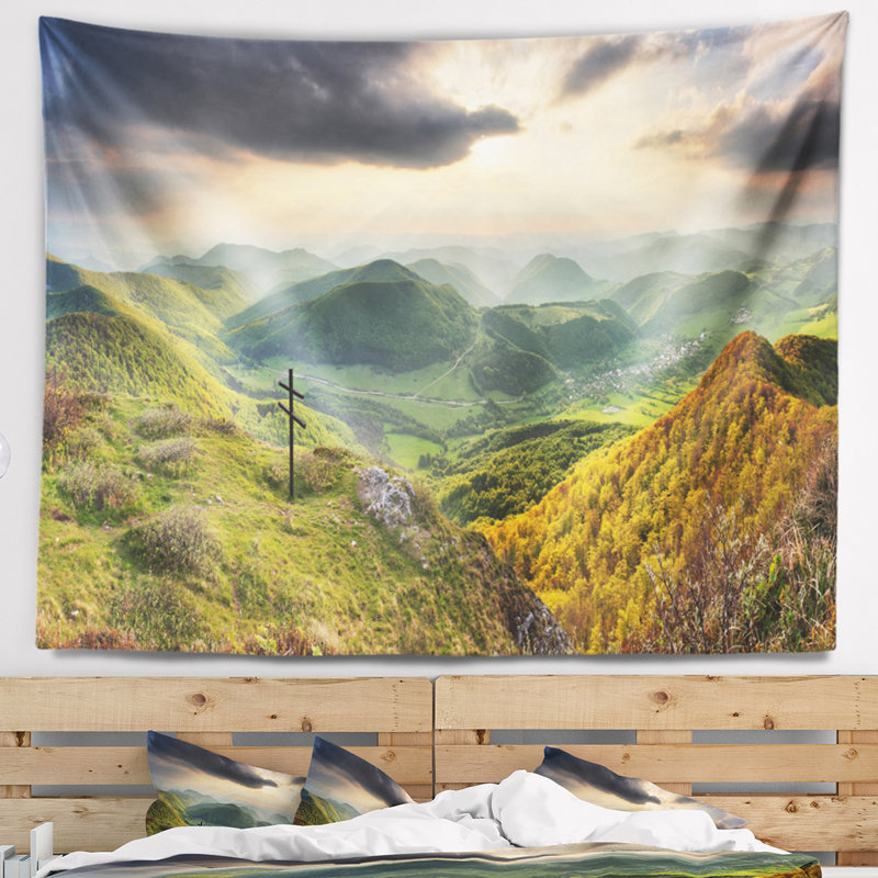 Tapisserie forêt à ressorts avec accessoires suspendus en polyester slovaquie, H 78 po x l 92 po
