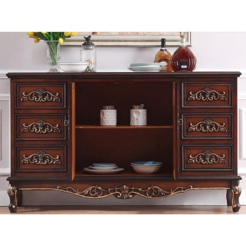 Buffet de style européen avec peinture rétro